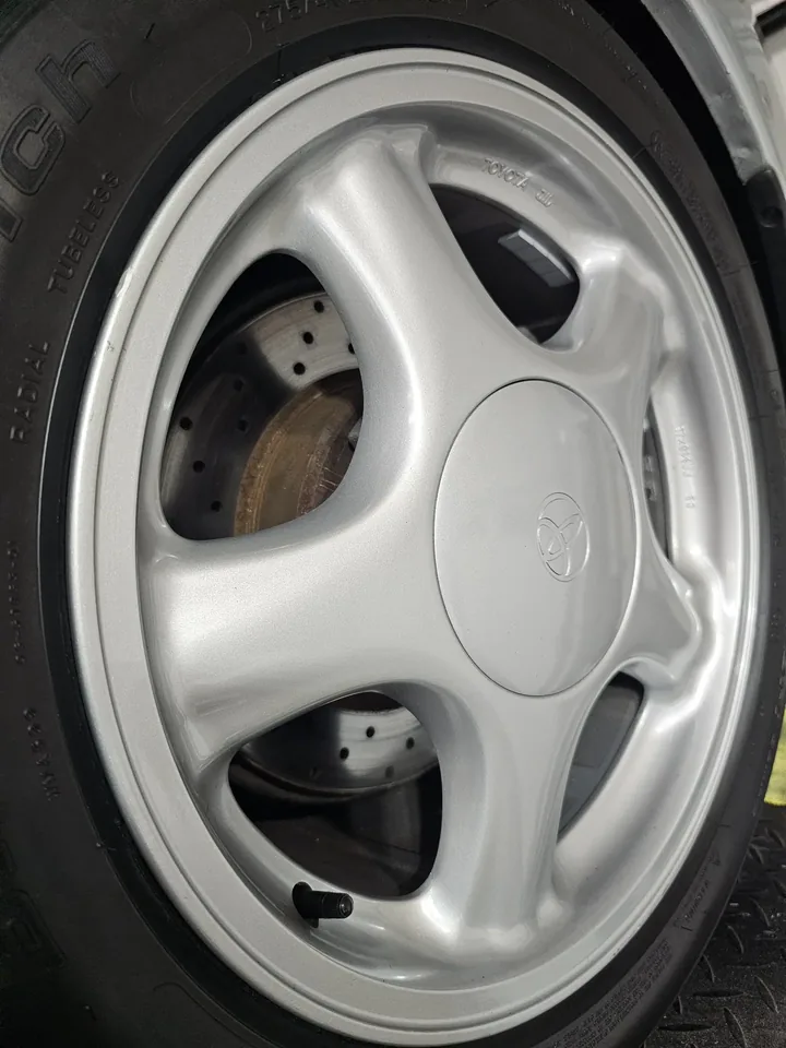 OEM 1993-1998 TT Wheels Refinished 17" — photo 2