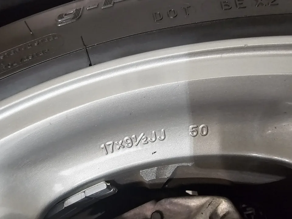 OEM 1993-1998 TT Wheels Refinished 17" — photo 3