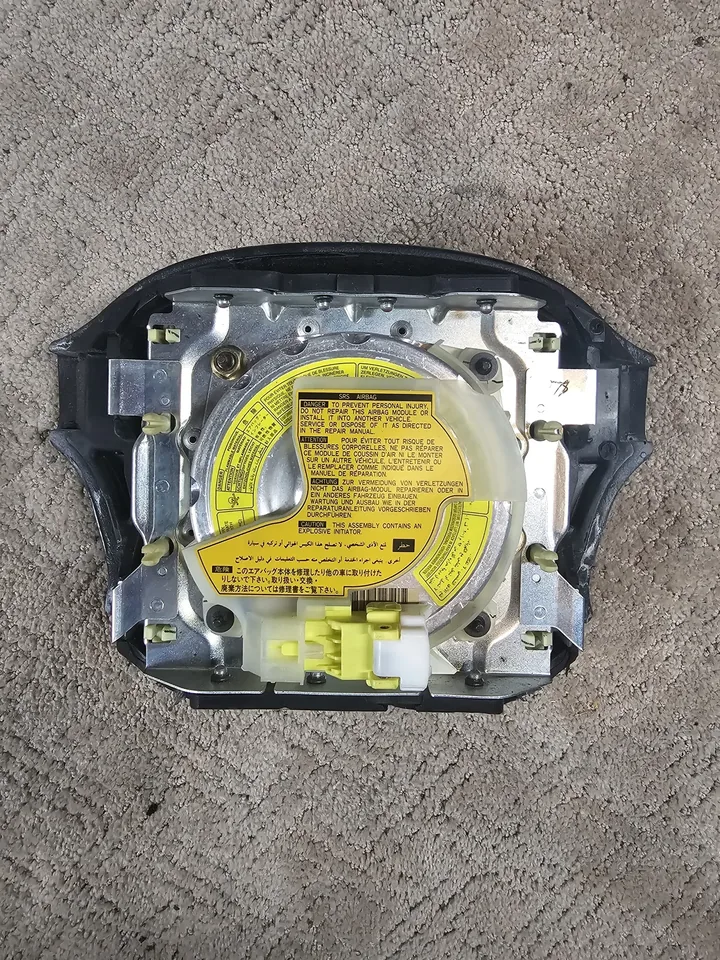 OEM 1993-1996 Factory Drivers Airbag Assembly — photo 2