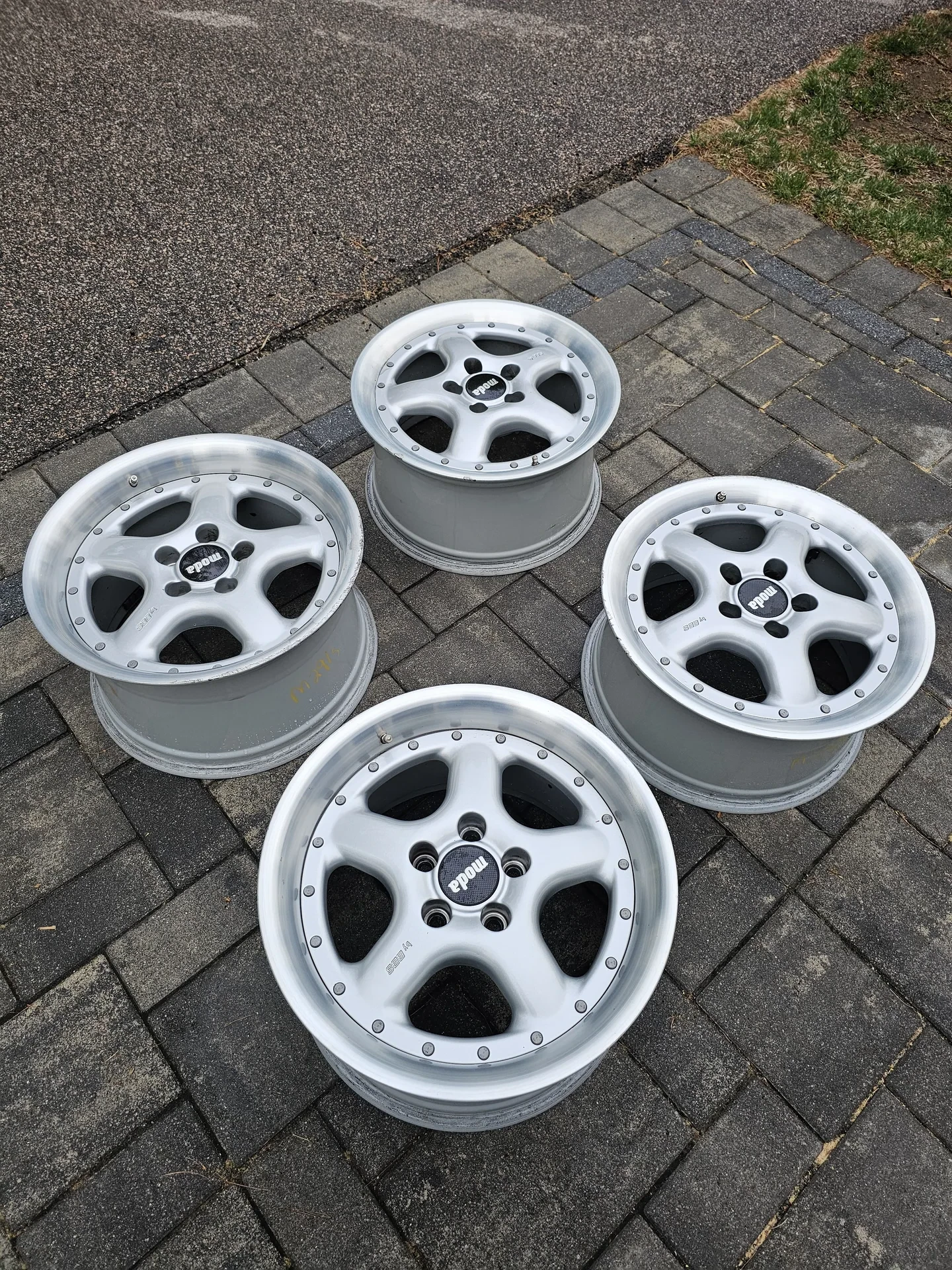 BBS Moda 2 17" Staggered Supra Fitment