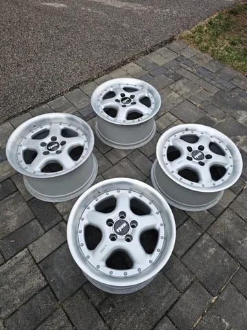 BBS Moda 2 17" Staggered Supra Fitment